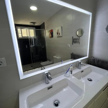 Secret Surf House. Casa De Playa. بيت للعطل *